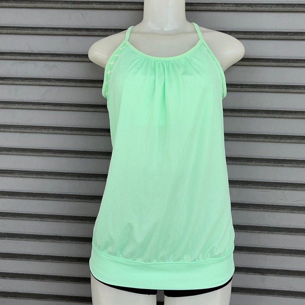Old Nave Loose Fit Ample Built In Bra Activewear Top Green Size M